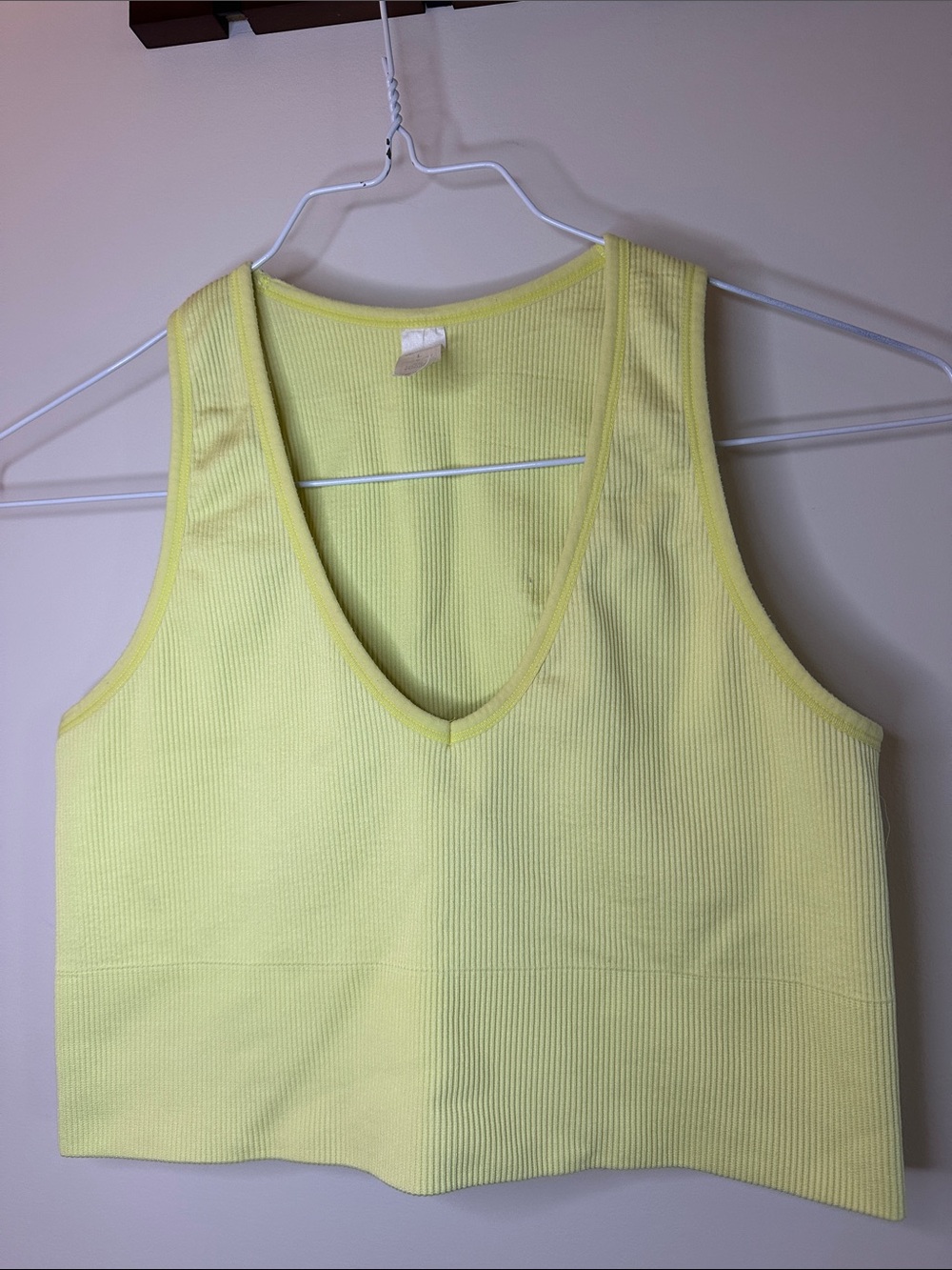 90 Degree By Reflex Ribbed V-Neck Crop Top - Light Yellow